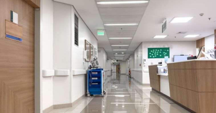 hospitals-used-ai-to-inflate-medical-bills-by-nearly-$1,000,000,000:-report