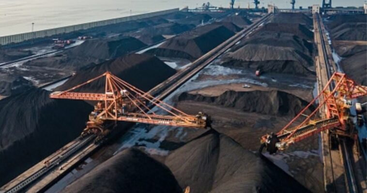 colorado-threatens-its-largest-coal-mine-over-emissions,-environmental-groups-add-pressure