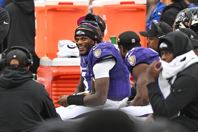 ravens-coach-gives-telling-lamar-jackson-injury-update-after-qb-sits-entire-second-half