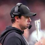 klint-kubiak-predicted-a-raiders-win-over-kansas-city-at-halftime,-then-the-chiefs-let-the-scoreboard-speak