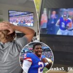 injured-jaxson-dart,-brian-burns-celebrate-thrilling-giants-pick-6-from-their-couches:-‘oh-my-god’