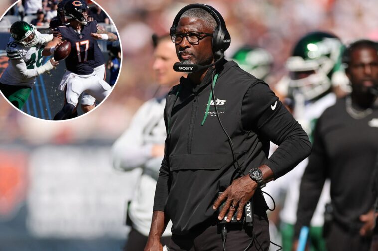 the-four-things-we-learned-from-jets’-week-4-loss:-it’s-about-to-get-real-noisy-for-aaron-glenn