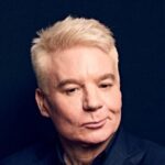 mike-myers-flaunts-‘fight-fascism’-shirt-at-nyc-concert-introduced-by-aoc-and-bernie-sanders