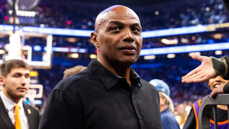 charles-barkley-shreds-radical-left-wing-policies-right-to-chris-cuomo’s-face-during-interview