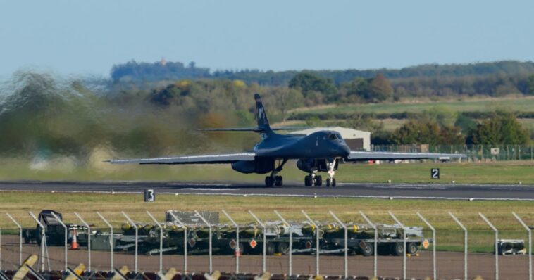 us-quickly-pulls-all-b-1-bombers-from-uk.-base-in-wake-of-terror-threat