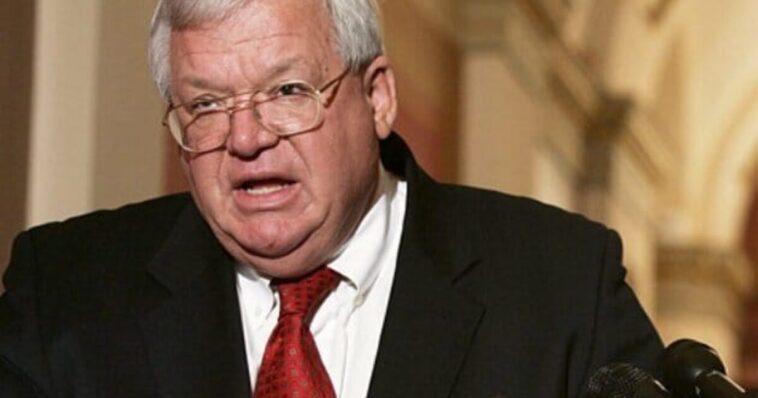 former-house-speaker-dennis-hastert-dead-at-84;-coroner-releases-findings