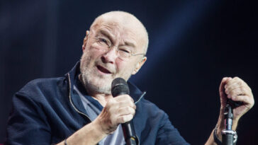 british-rocker-phil-collins-smears-trump-as-‘nasty,’-teases-song-calling-americans-‘fat-people-with-guns’