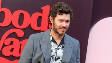 rabbi-who-worked-on-adam-brody’s-netflix-show-slams-actor-over-gaza-comments