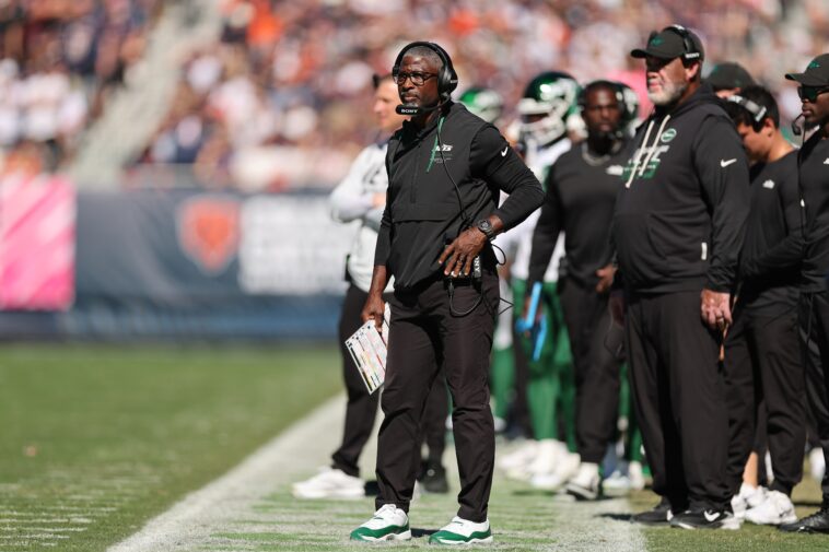 aaron-glenn-tries-to-find-jets-positives-in-dismal-loss-to-bears-as-season-hangs-on-upcoming-stretch
