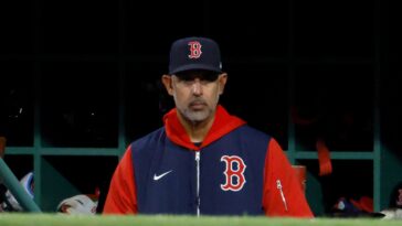 mlb-labor-battle-throws-a-wrench-in-phillies,-astros-manager-search
