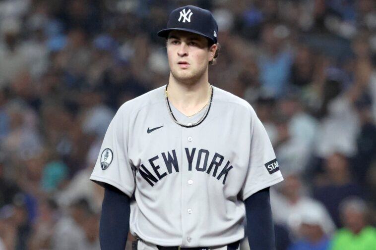 cam-schlittler-needed-help-this-time-—-and-the-yankees-utterly-failed-him