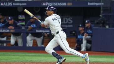 heroes,-zeros-from-sloppy-yankees-game-2-loss-to-rays:-brooklyn’s-richie-palacios-opened-it-up-for-tampa-bay
