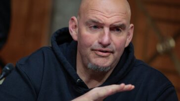 watch:-the-priceless-moment-fetterman-accidentally-declares-he’s-a-lifelong-republican-–-so-would-he-be-a-good-one?