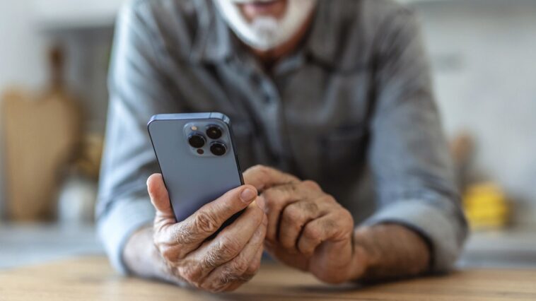how-to-search-anything-on-iphone,-galaxy-and-pixel