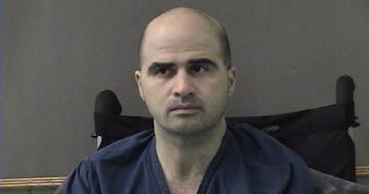 trump-okays-execution-of-muslim-fort-hood-shooter-who-killed-13-people-in-2009,-method-will-be-fitting