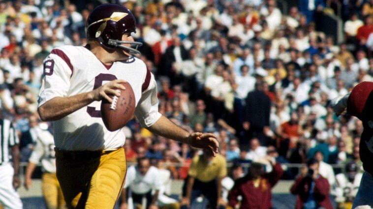 commanders-plan-to-add-famous-spear-logo-to-helmets-while-not-admitting-it’s-obvious-nod-to-redskins-history