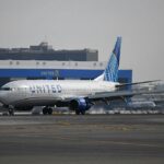 united-pulls-hamas-praising-pilot-from-service-after-report-of-reinstatement