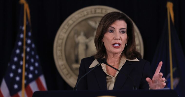 new-york-forced-to-skip-planned-minimum-wage-increase-because-its-economy-isn’t-good-enough