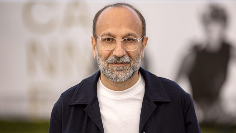 iranian-director-decries-hollywood-portrayal-of-foreign-countries,-calls-american-democracy-‘a-lie’