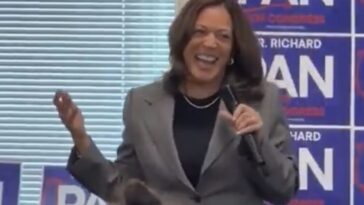 crowd-is-silent-as-kamala-harris-maniacally-laughs-during-campaign-event-with-democrat-congressional-candidate-richard-pan-(video)