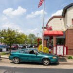 chick-fil-a-rejects-ai-trend-sweeping-fast-food-drive-thrus-in-favor-of-‘human-to-human’-interactions