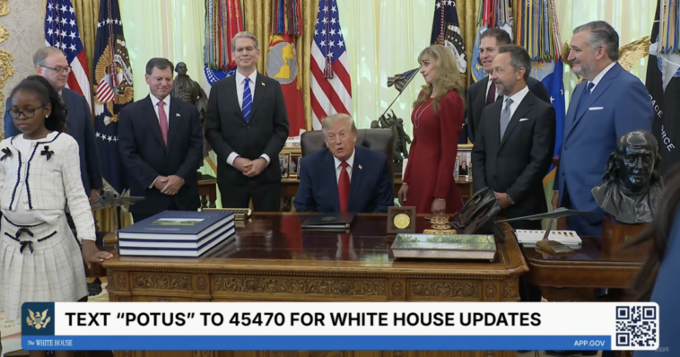 watch-live:-president-trump-makes-an-announcement-on-trump-accounts-automatic-enrollment-for-new-families-–-1-pm-et