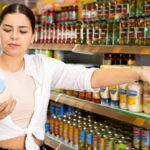 grocery-shoppers-may-be-relying-on-a-‘misleading’-clue-when-choosing-healthy-foods