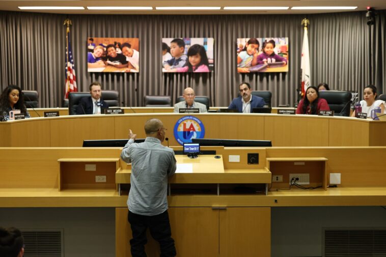 lausd-in-shocking-financial-crisis,-reveals-plan-to-cut-thousands-of-jobs 