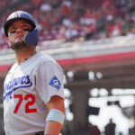 watch:-dodgers’-miguel-rojas-aces-us-citizenship-test:-‘i’m-really-proud-to-be-an-american’