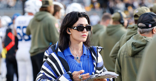 colts-owner-carlie-irsay-gordon-defends-her-presence-on-the-sidelines-from-critics
