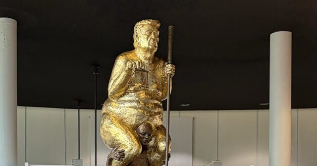 ‘what-a-disgrace’:-grotesque-golden-‘trump’-statue-installed-in-european-parliament