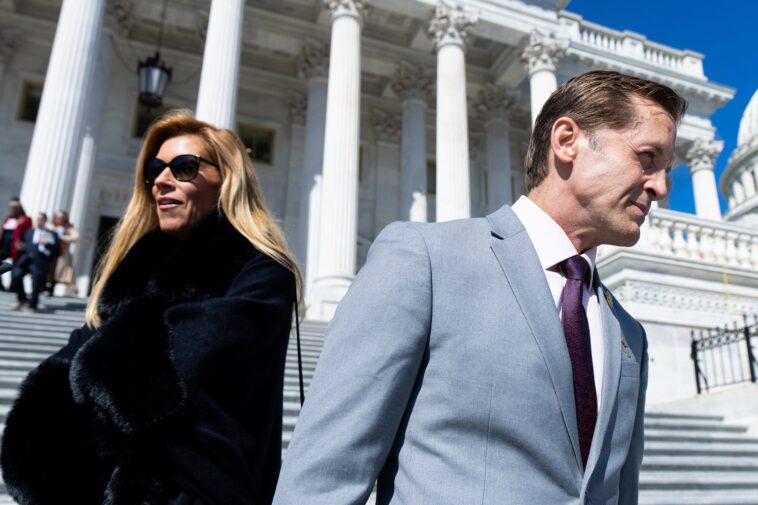 republican-reps.-beth-van-duyne-and-rich-mccormick-call-it-quits-after-a-more-than-two-year-long-capitol-hill-romance 