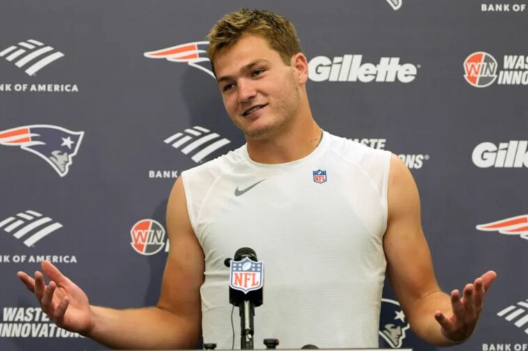 patriots’-drake-maye-isn’t-so-sure-we-landed-on-the-moon