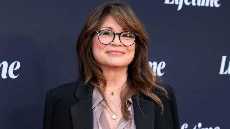 valerie-bertinelli-hits-back-at-trolls-who-say-she’s-‘obsessed’-with-late-ex-eddie-van-halen