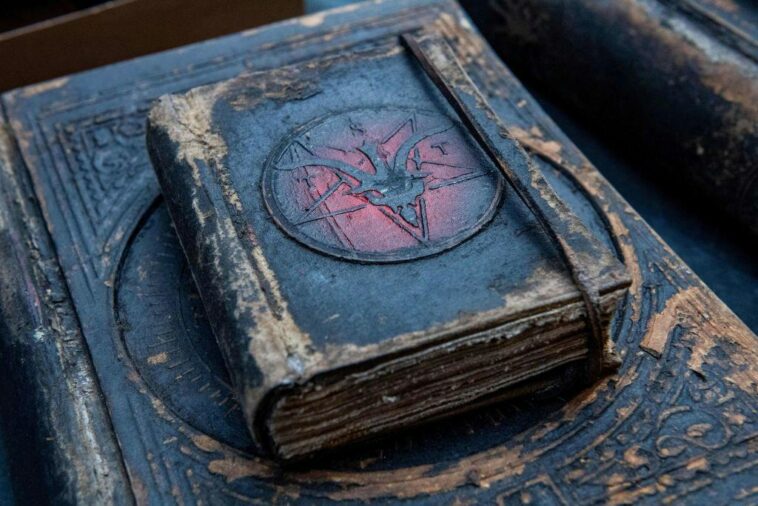 iowa-city-council-kicks-off-meeting-with-satanic-invocation