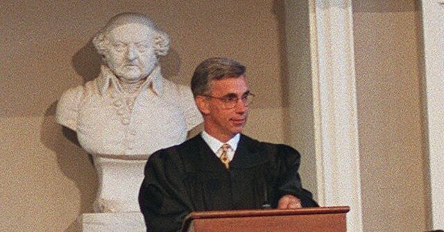 clinton-appointed-judge-sides-with-illegal-aliens-against-trump’s-civil-immigration-fines
