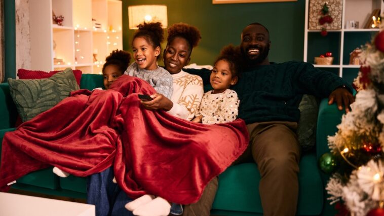 don’t-wait-—-this-barefoot-dreams-blanket-is-still-53%-off-for-amazon-prime-big-deal-days