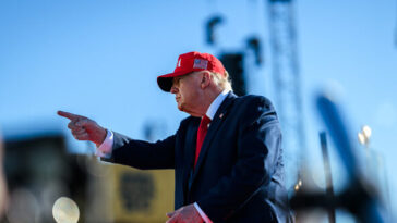report:-pentagon-orders-centcom-to-ready-iran-strike-options-as-trump-weighs-major-operations