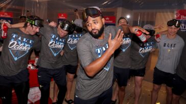 yankees-mocked-by-rays-with-ruthless-‘new-york,-new-york’-clubhouse-celebration