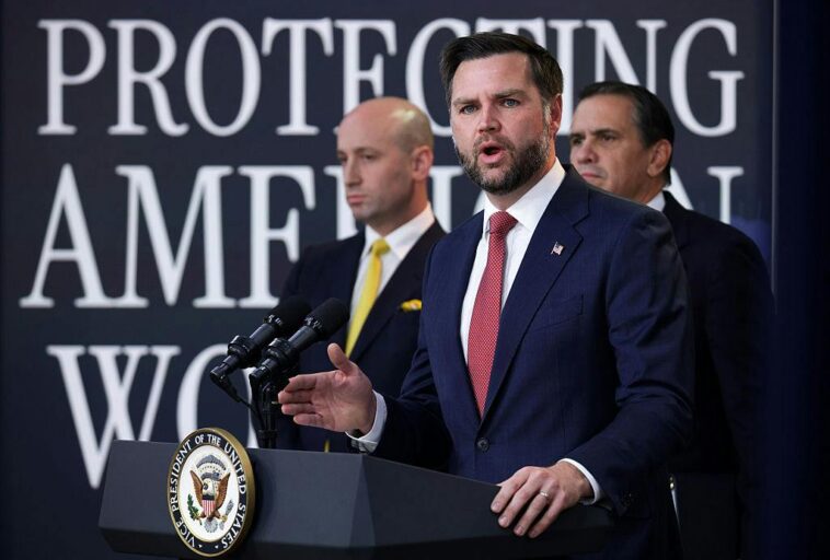 tech-giants-suspended-from-green-card-program-as-vance-targets-visa-abuse