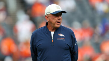 sean-payton-says-he’ll-call-broncos’-offensive-plays-against-chargers