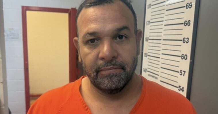 husband-of-texas-mayor-arrested-by-ice