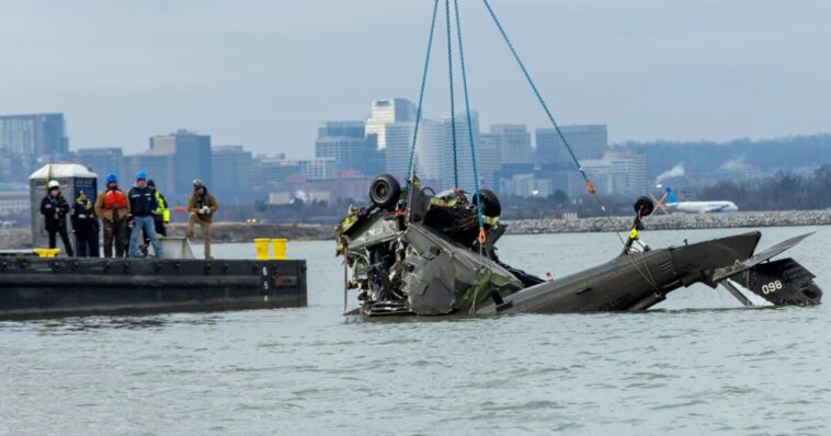 unpublished-army-report-on-deadly-helicopter-jet-crash-frustrates-victims’-families-who-got-copy-early