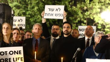 palestinian-protestors-savage-mamdani-for-attending-oct.-7-event-–-to-them-you-can-never-hate-jews-too-much