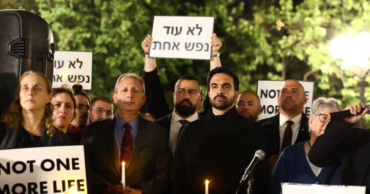 palestinian-protestors-savage-mamdani-for-attending-oct.-7-event-–-to-them-you-can-never-hate-jews-too-much