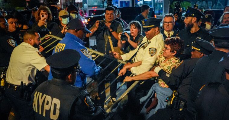 chaos-in-nyc:-agitators-attack-police-as-mamdani-fans-the-flames-after-ice-shooting