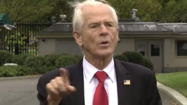 watch-live:-white-house-and-manufacturing-counselor-peter-navarro-holds-press-briefing-–-1-pm-et