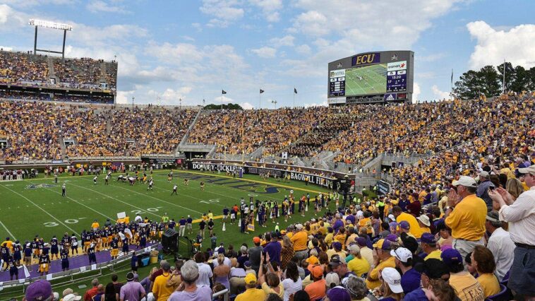hurricane-isaias-forces-numerous-college-football-games-to-have-changes,-including-a-cancellation