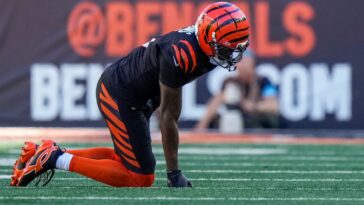 why-fantasy-football-managers-should-play-it-safe-amid-mounting-receiver-injuries