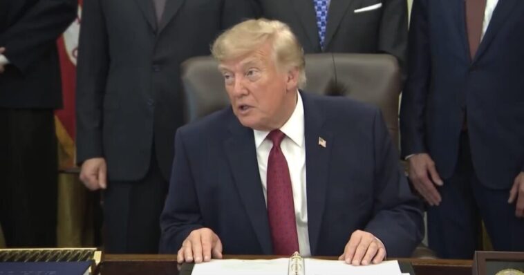 new:-trump-says-he’s-not-going-to-georgia-vs.-alabama-due-to-hurricane-isaias